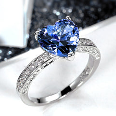 Radiant Heart AAA Zircon Inlaid Ring