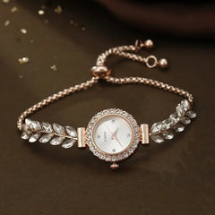 Verdant Sparkle Diamond Round Women's Watch