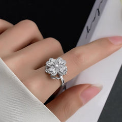 Rotating Clover Charm Ring European & American Ins Style